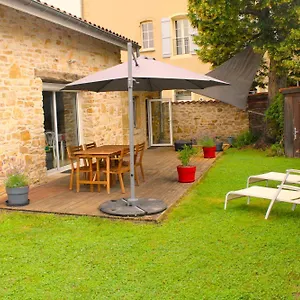 Du Beaujolais Lyonnais Hébergement de vacances